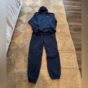 ALO women’s accolade sweat set